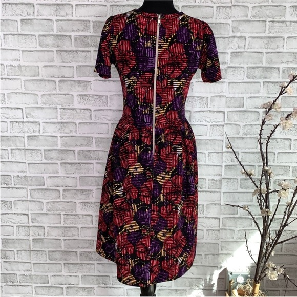 LuLaroe | Amelia Floral Red 3/4 Sleeve Scoop Neck Hidden Pockets Dress Small - Picture 5 of 5